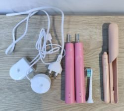 PHILIPS ELECTRIC TOOTHBRUSH – X 3 WITH 2 CHARGER