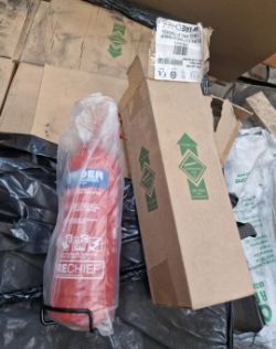 PALLET OF 1KG POWDER FIRE EXTINGUISHERS FOR HGVS KITCHENS ECT