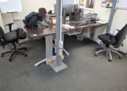 CONTENTS OF OFFICE 3X PALLETS DESKS FILLING CABINETS ECT