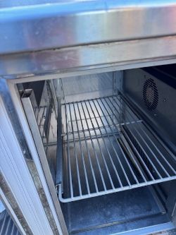 FOSTER G2 COUNTER 3 DOOR FRIDGE CATERING EQUIPMENT TRADE EXPORT