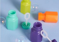 MINI BUBBLE 17 ML BOTTLES PARTY BAG FILLERS – KIDS WEDDING FAVOURS – 24 PACK FUN