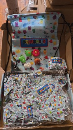 PALLET OF 50 BOXES OF SQUISHIES – 50 INDIVIDUALLY WRAPPED SQUISHIES PER BOX – RRP £14.99 PER BOX