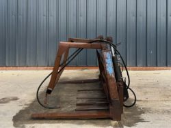 HYDRAULIC MUCK GRAB FOR TELEHANDLER