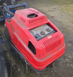 HOT AND COLD PRESSURE WASHER