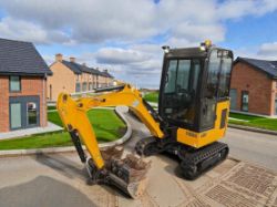 2022 JCB 16C-1 1.7T MINI EXCAVATOR