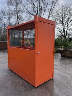 MAN CAGE ATTACHMENT – LARGE RESCUE / MAN LIFT CAGE >>--NO VAT ON HAMMER--<<