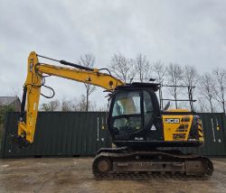 2017 JCB JS130LC+ DIGGER EXCAVATOR
