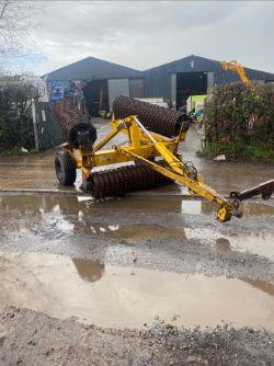 TWOSE 6.3M FOLDING ROLLER