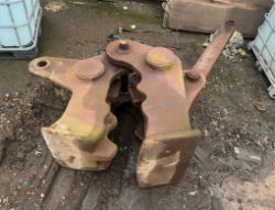 CONCRETE CRUSHER / MUNCHER – EXCAVATOR ATTACHMENT