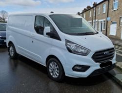 **(ONLY 100K MILEAGE)** 2019 FORD TRANSIT CUSTOM 300LIMITD EBLUE L1H1 1995CC >--NO VAT ON HAMMER-<