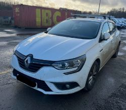 **(ONLY 92K MILEAGE)** 2019 RENAULT MEGANE ESTATE PLAY 1.5 DCI 115 MANUAL DIESEL WHITE
