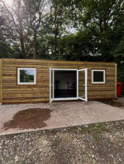 20FT X 16FT SHIPPING CONTAINER – STREET FOOD / COFFEE SHOP / FOOD KIOSK