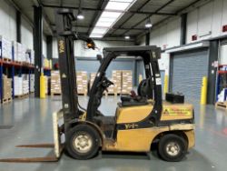 2011 YALE GDP35VXV2995 DIESEL FORKLIFT