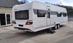 2024 HOBBY 720 PRESTIGE UKFE CARAVAN >>--NO VAT ON HAMMER--<<
