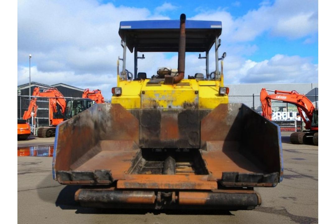 2008 VOLVO ABG TITAN 6870 TARMAC PAVER - Image 9 of 15