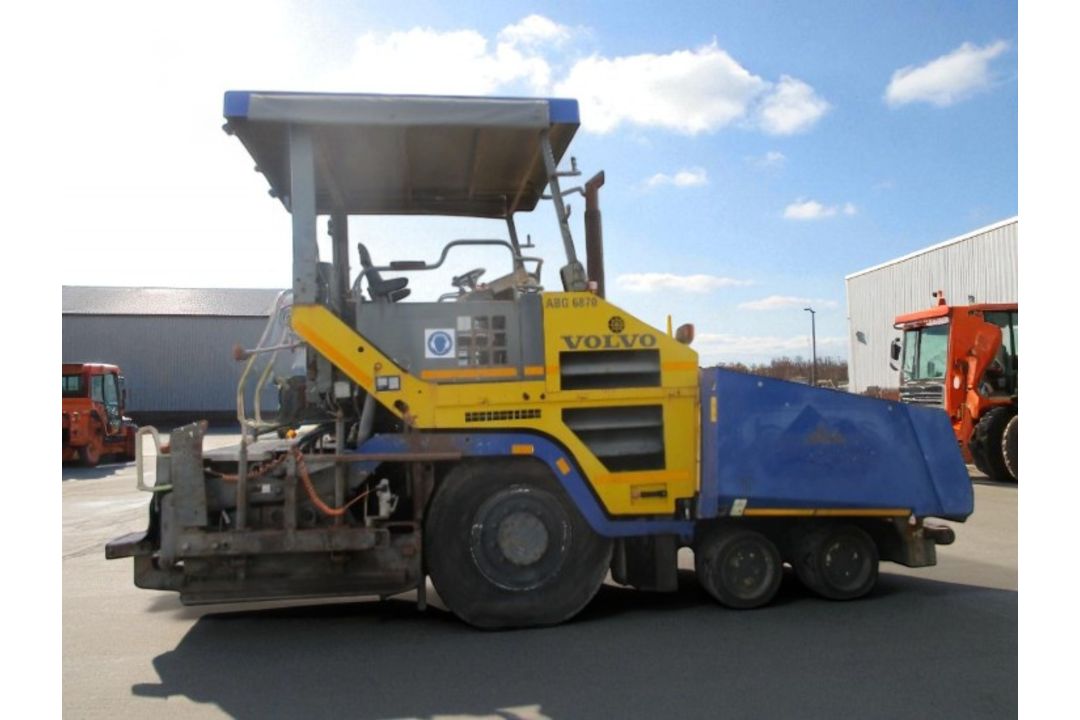 2008 VOLVO ABG TITAN 6870 TARMAC PAVER - Image 7 of 15