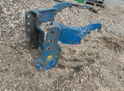 FORD TRACTOR FRONT BRACKET & LOADER WEIGHT BLOCK