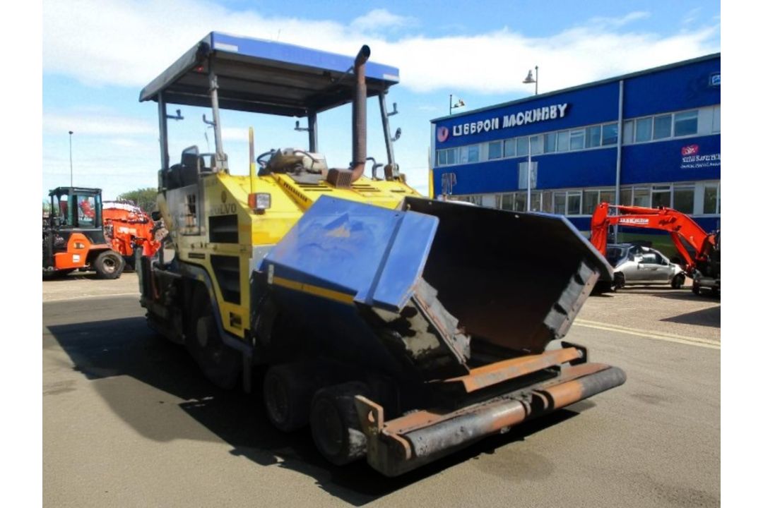 2008 VOLVO ABG TITAN 6870 TARMAC PAVER - Image 6 of 15