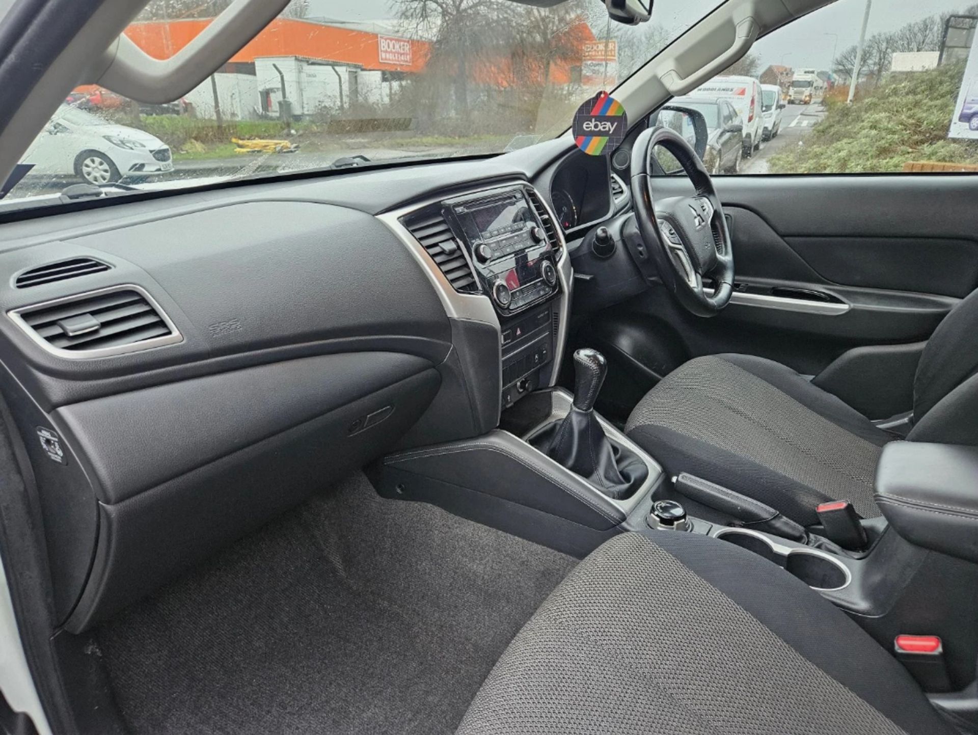 **(ONLY 95K MILEAGE)** 2021 MITSUBISHI L200 TROJAN DI-D 2.3 MANUAL PICK UP >>--NO VAT ON HAMMER--<< - Image 12 of 13