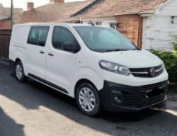 **(ONLY 94K MILEAGE)** 2020 VAUXHALL VIVARO 3100 EDITION S/S L2H1 1997CC >>--NO VAT ON HAMMER--<<