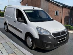 **(ONLY 120K MILEAGE)** 2018 PEUGEOT PARTNER PROFESSION L1 BLUE HDI >>--NO VAT ON HAMMER--<<