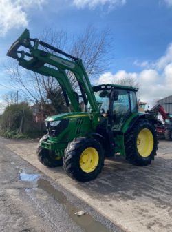 2017 JOHN DEERE 6120R TRACTOR C/W FRONT LOADER