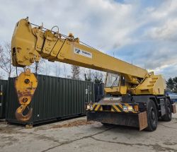 **(ONLY 53K MILEAGE)** TADANO 25 TON ROUGH TERRAIN CRANE