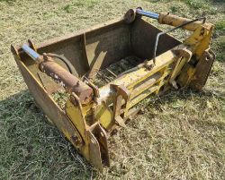 TWOSE TWIN RAM SHEAR GRAB