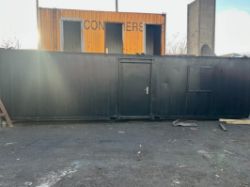 32FT X 10FT OFFICE SHIPPING CONTAINER