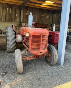 MCCORMICK INTERNATIONAL WD9 TRACTOR >>--NO VAT ON HAMMER--<<