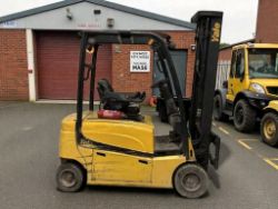 **(INCLUDES CHARGER)** 2014 YALE ERP20VF ELECTRIC FORKLIFT
