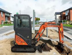 2013 HITACHI ZX17 U-2 MINI EXCAVATOR >>--NO VAT ON HAMMER--<<
