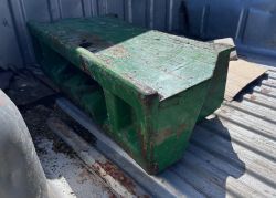 JOHN DEERE 6000 SERIES TRACTOR FRONT WEIGHT BLOCK / TOOL CARRIER