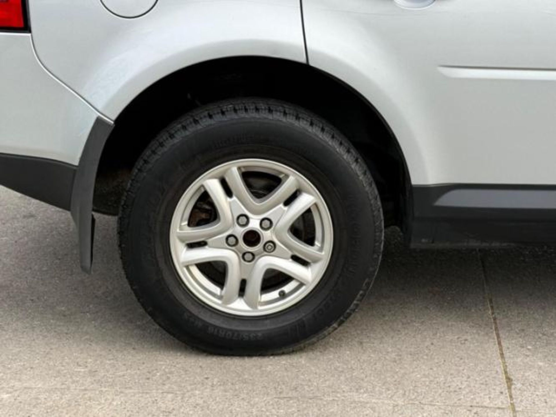 2010 LAND ROVER FREELANDER S TD4 2.2 DIESEL MANUAL SUV >>--NO VAT ON HAMMER--<< - Image 22 of 28