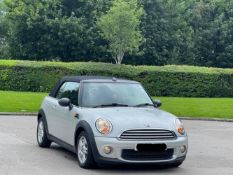 **(ONLY 73K MILEAGE)** 2012 MINI ONE PETROL MANUAL CONVERTIBLE IN SILVER >>--NO VAT ON HAMMER--<<