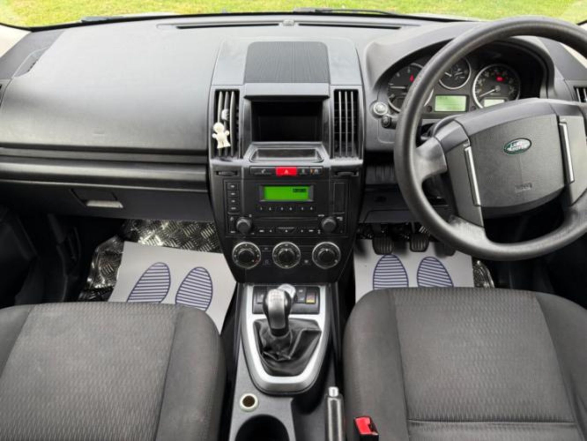 2010 LAND ROVER FREELANDER S TD4 2.2 DIESEL MANUAL SUV >>--NO VAT ON HAMMER--<< - Image 28 of 28