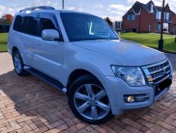 2016 MITSUBISHI SHOGUN 3.2 DI-D LWB AUTO SUV IN PEARLESCENT WHITE >>--NO VAT ON HAMMER--<<