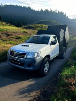 2016 TOYOTA HILUX ACTIVE D-4D 4X4 SINGLE CAB TIPPER