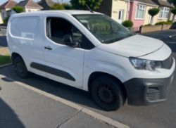 2022 (72) PEUGEOT PARTNER PROFESSIONAL PREMIUM 1.5 BLUEHDI – 6 SPEED – 3 SEATER