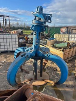 EXCAVATOR SCRAP GRAB / GRAPPLE