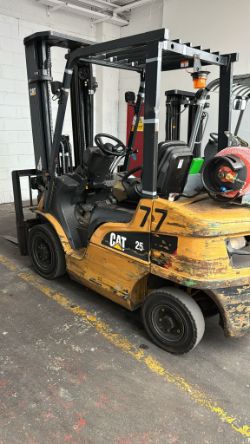 CAT LIFT TRUCKS GP25NT LPG FORKLIFT - 2015 MODEL