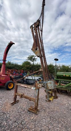 PARMITER POST KNOCKER