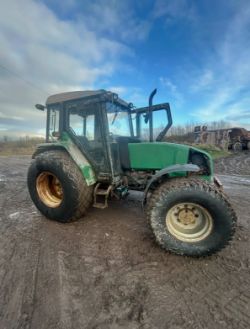 RENAULT 550/610 TRACTOR – GRASS TYRES