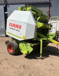 CLAAS VARIANT 260 ROUND BALER