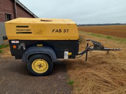 ATLAS COPCO XAS 37 TOWABLE COMPRESSOR – 2 TOOL
