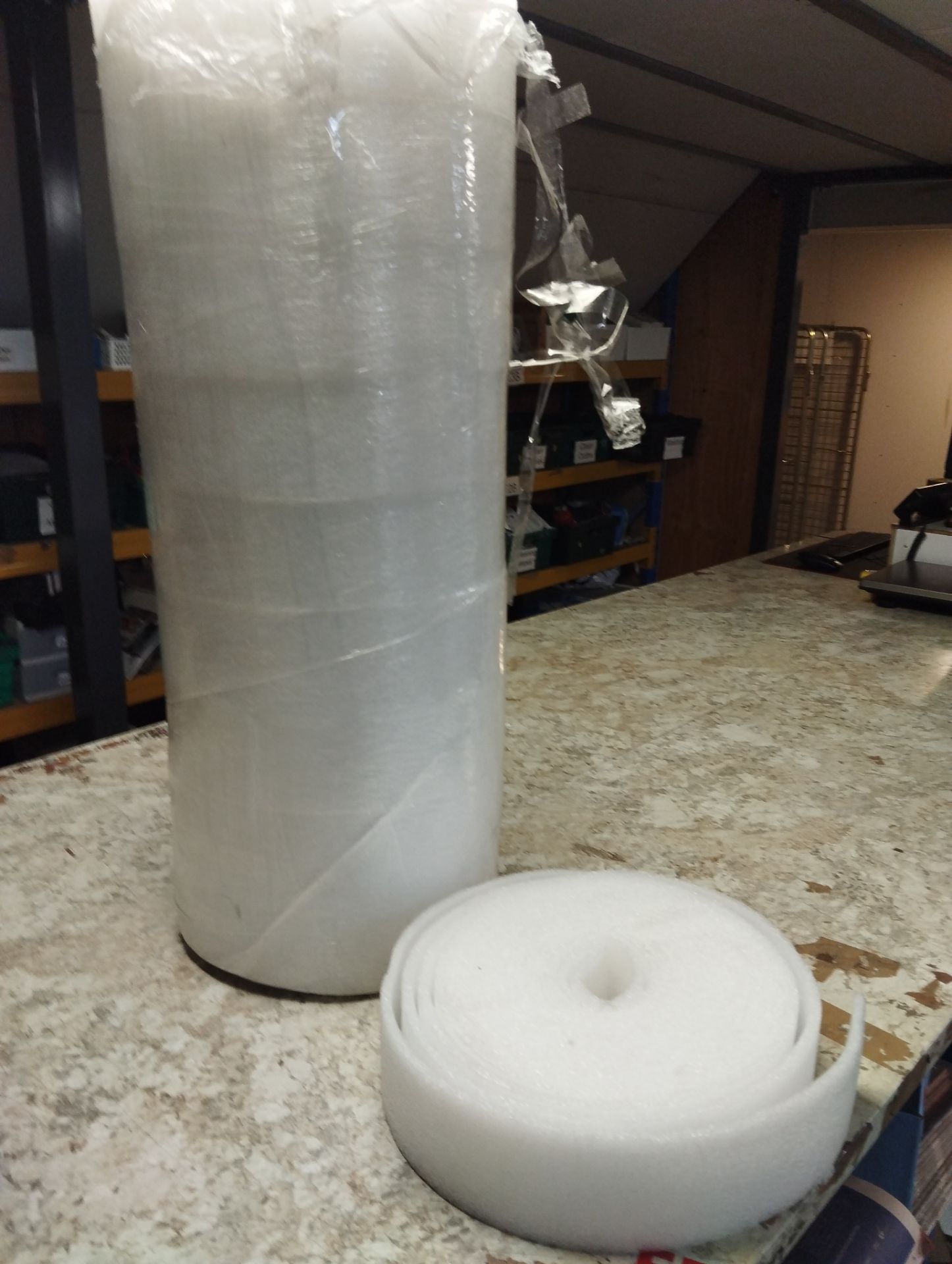 JOBLOT APPOX 55 UNITS IN TOTAL 10MM X 100MM EXPANSION JOINT STRIP 10M - Image 3 of 3