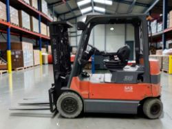 **(INCLUDES CHARGER)** 2005 TOYOTA 7FBMF-30 FORKLIFT