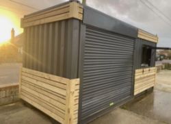 20FT X 8FT SHIPPING CONTAINER – STREET FOOD / COFFEE SHOP / FOOD KIOSK / EVENT USE