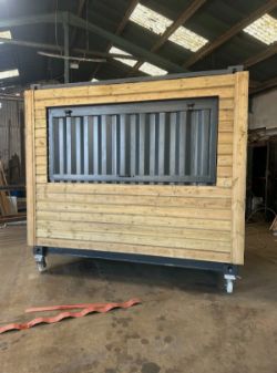 10FT X 8FT KIOSK SHIPPING CONTAINER – STREET FOOD / COFFEE SHOP / FOOD KIOSK / FOOTBALL CLUB USE