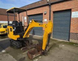2018 JCB 15C-1 MINI EXCAVATOR (1.5T DIGGER)